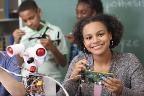 students building robots